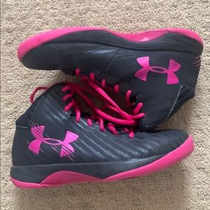 Women’s Under Armour high top basketball shoes